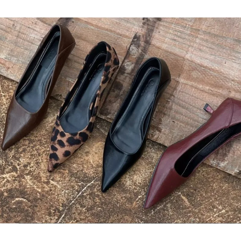 Women Fashion Heels - 2024 ผู้หญิงรองเท้าส้นสูงเซ็กซี่ Burgundy Nude ปั๊ม Stripper