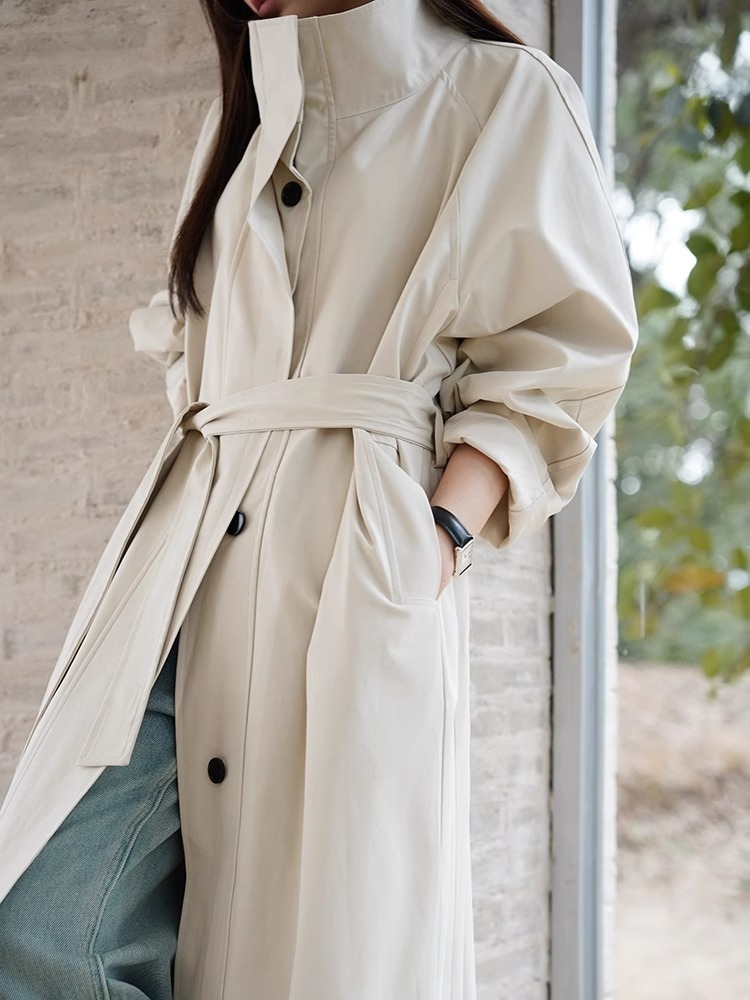 Women'S Fashion Raincoat - เสื้อกันฝนแฟชั่นผู้หญิงสีน้ำตาลทรงเทรนช์โค้ท สไตล์วันหยุด ดีไซน์คอวี ผ่าข้าง พร้อมสายคาดเอว สไตล์สตรีทแวร์