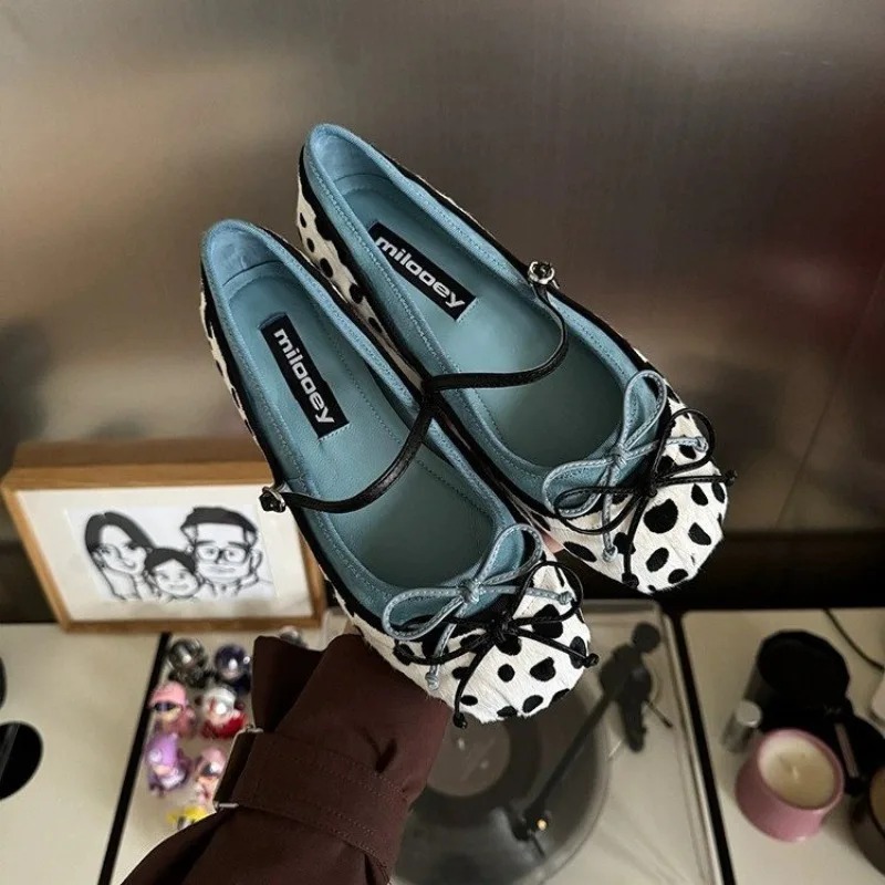 Women'S Fashion Loafers - รองเท้าบัลเล่ต์ทรงกลมพื้นเรียบแบบฝรั่งเศสปี 2026 แฟชั่นสายรัดแบบชิ้นเดียว รองเท้าเจนอเนกประสงค์สำหรับผู้หญิง