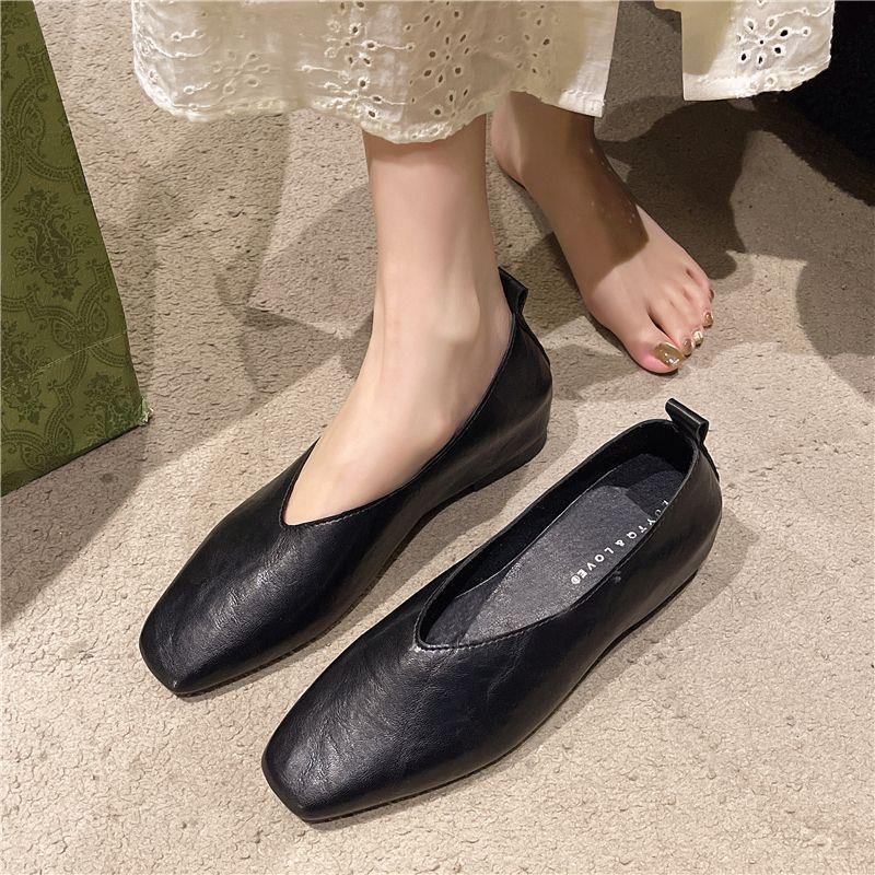 Women'S Fashion Loafers - รองเท้าแฟชั่นผู้หญิง รองเท้าโลฟเฟอร์ หนังแท้ เกรดหรู ส้นสีเงิน หัวเหลี่ยม