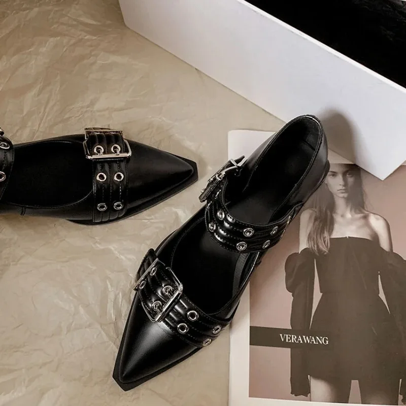 Women Fashion Heels - รองเท้าผู้หญิง Designer Luxury Low Heel ปั๊มแฟชั่นสุภาพสตรีรองเท้า