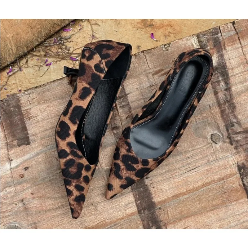 2024 ผู้หญิงรองเท้าส้นสูงเซ็กซ - Women Fashion Heels บทวิจารณ์และราคา